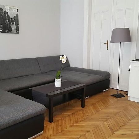 דירות בודפשט Hello Tourist Flat מראה חיצוני תמונה